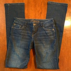 dELiA’s “Reese” Jeans Size 1/2L